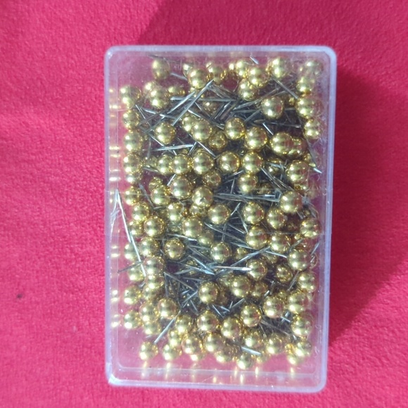 Metallic 1/8" Push Pins - Picture 2 of 10